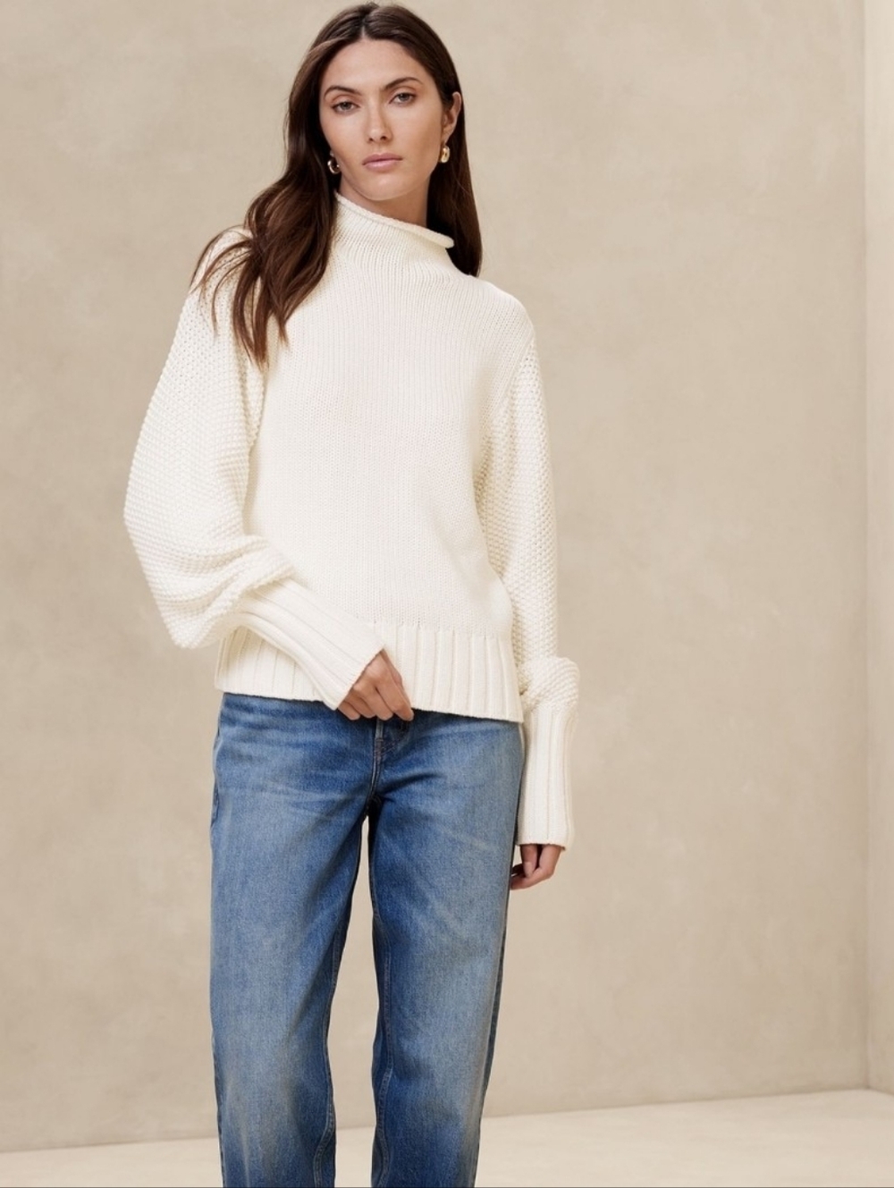 Banana Republic ivory cotton and wool blend mock neck lantern sleeve sweater